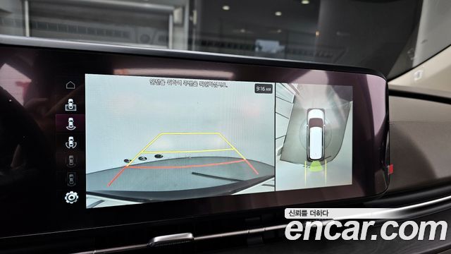 Kia Canival 2022 — photo 16