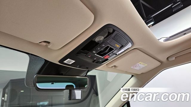 Kia Canival 2022 — photo 17