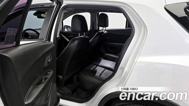 Chevrolet Korea Trax 2021 — photo 11