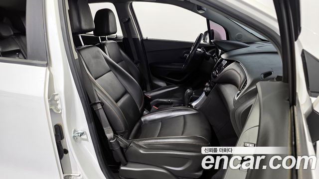 Chevrolet Korea Trax 2021 — photo 12