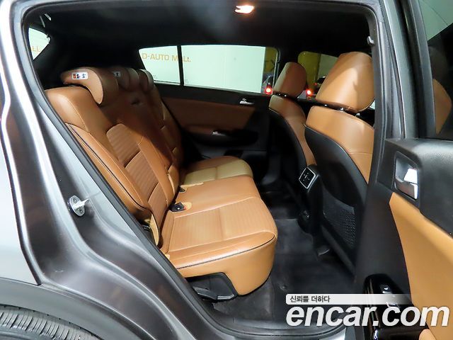 Kia Sportage 2016 — photo 8