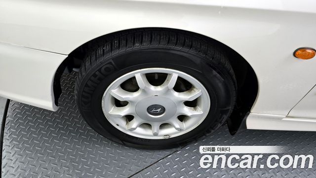 Hyundai Sonata 2000 — photo 5