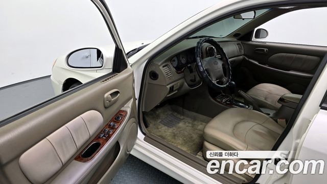 Hyundai Sonata 2000 — photo 11