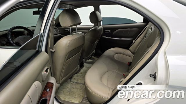 Hyundai Sonata 2000 — photo 12