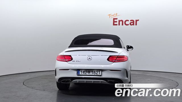 Mercedes-Benz C-Class 2018 — photo 4