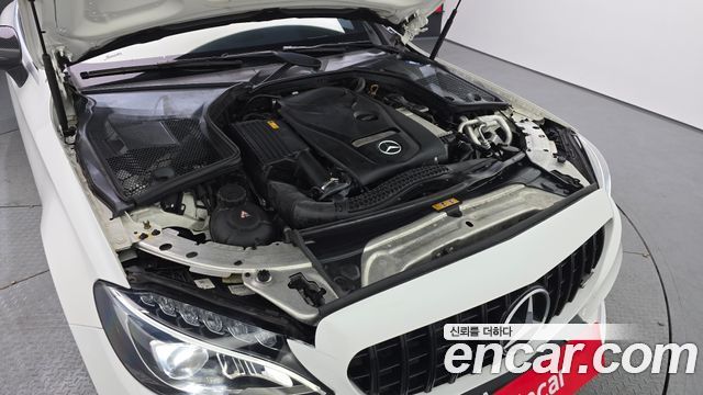 Mercedes-Benz C-Class 2018 — photo 6
