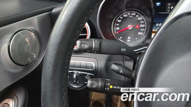 Mercedes-Benz C-Class 2018 — photo 18