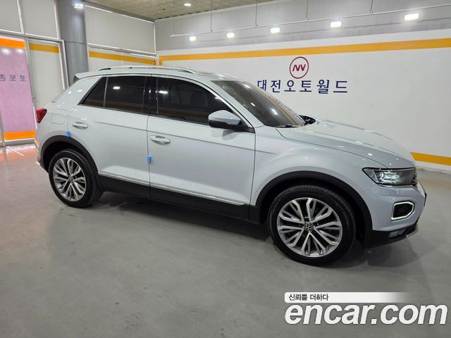 Volkswagen T-Roc 2021 — photo 6