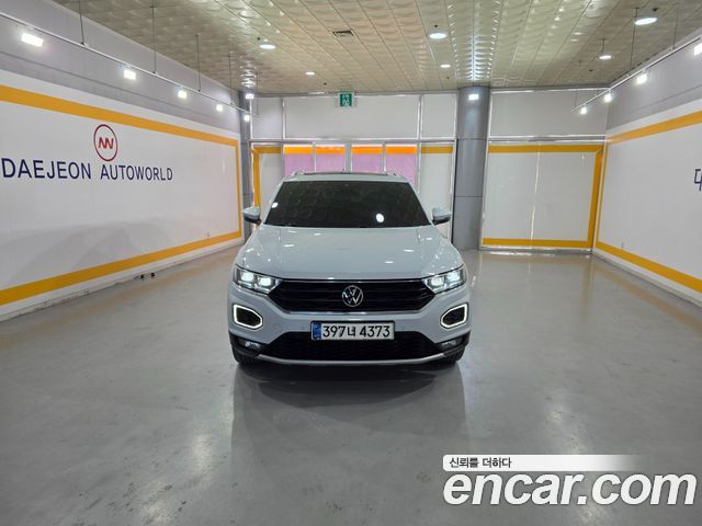 Volkswagen T-Roc 2021 — photo 8