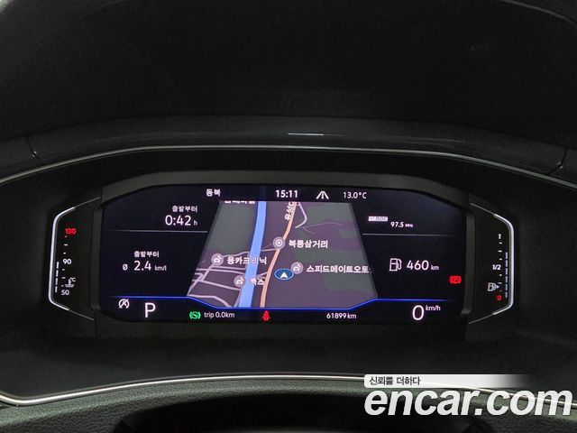 Volkswagen T-Roc 2021 — photo 10