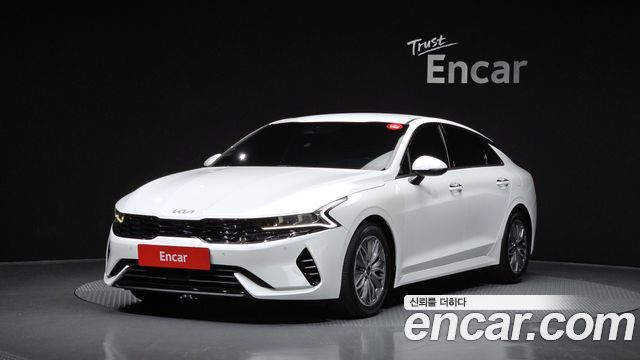 Kia K5 2023 — photo 1