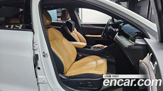 Kia K5 2023 — photo 10