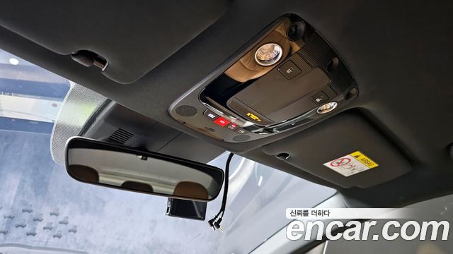 Kia K5 2023 — photo 19