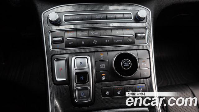 Hyundai Santafe 2021 — photo 9