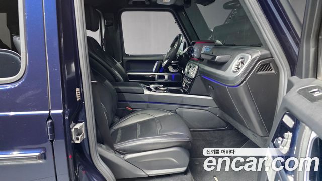 Mercedes-Benz G-Class 2020 — photo 11