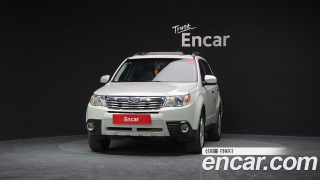 Subaru Forester 2010 — photo 3