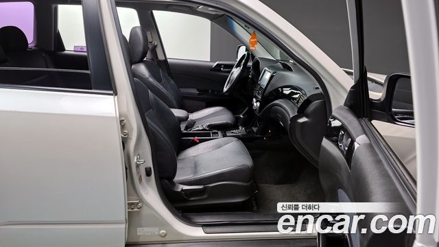 Subaru Forester 2010 — photo 11