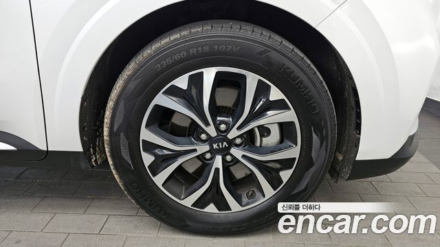 Kia Canival 2021 — photo 5