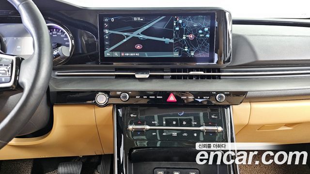 Kia Canival 2021 — photo 14