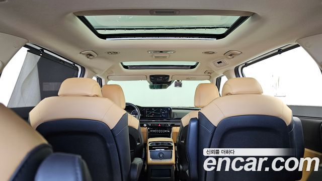 Kia Canival 2021 — photo 19