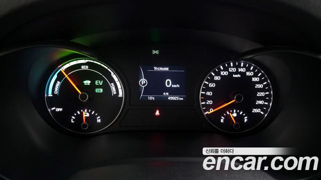 Kia K5 2017 — photo 8