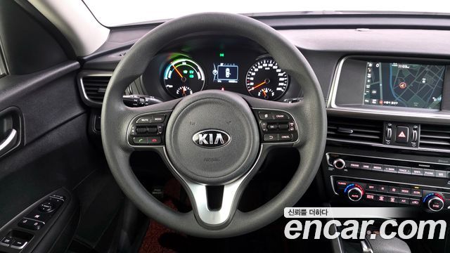 Kia K5 2017 — photo 15