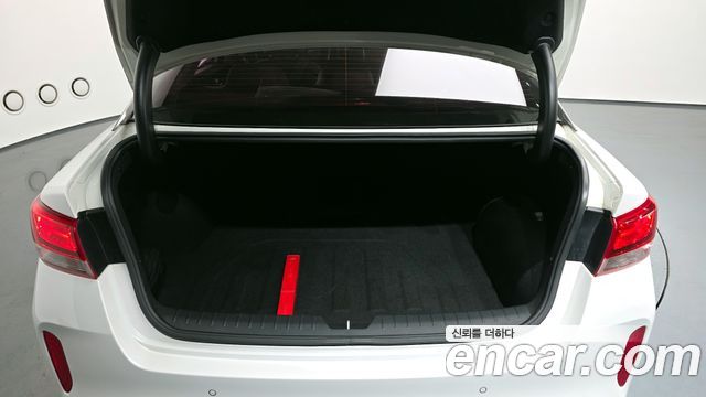 Kia K5 2017 — photo 20