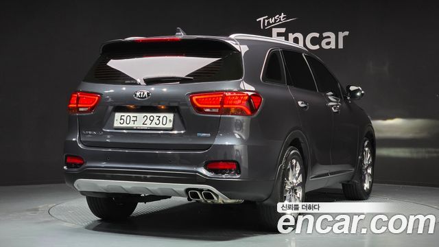Kia Sorento 2019 — photo 2