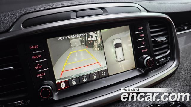 Kia Sorento 2019 — photo 15