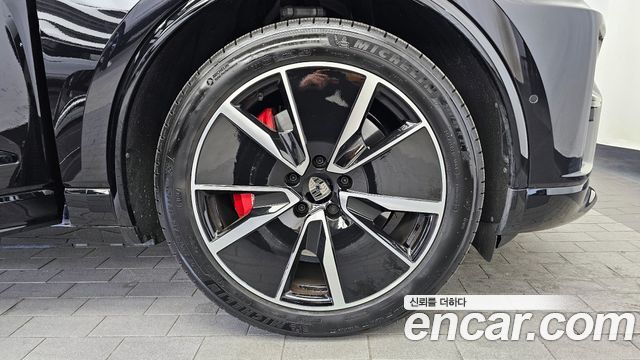 Porsche Macan 2025 — photo 5