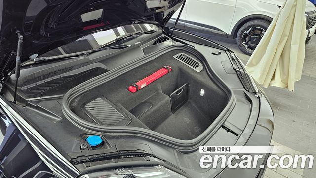 Porsche Macan 2025 — photo 6