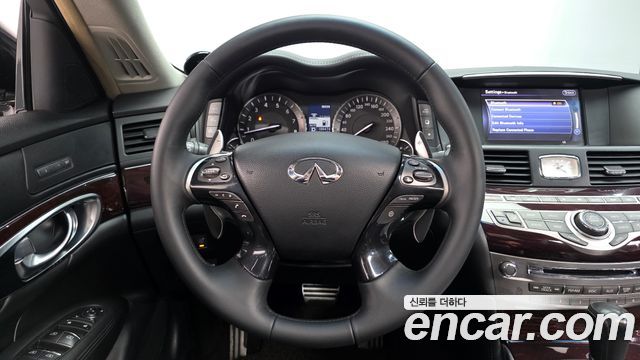 Infiniti M 2011 — photo 13