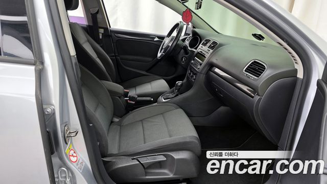 Volkswagen Golf 2011 — photo 11