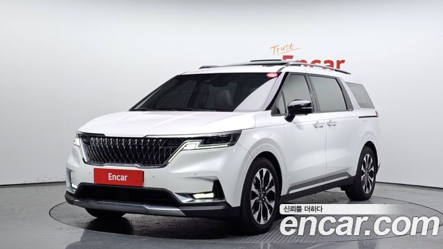 Kia Canival 2021 — photo 1