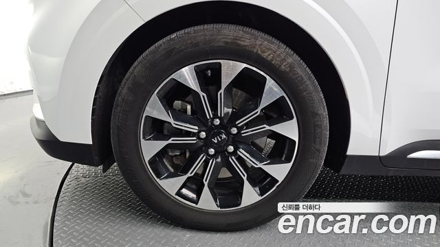 Kia Canival 2021 — photo 5
