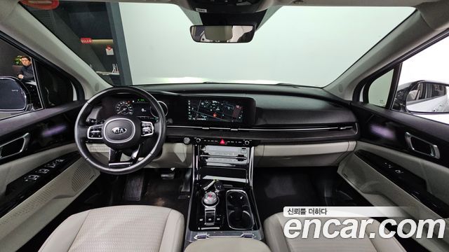 Kia Canival 2021 — photo 7