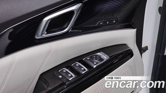 Kia Canival 2021 — photo 17