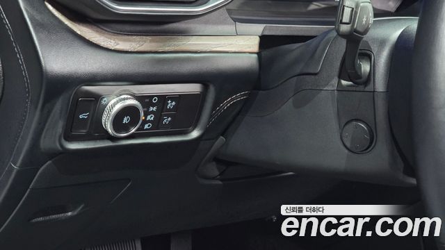 Ford Explorer 2023 — photo 14