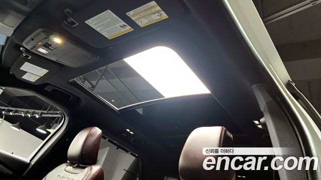 Ford Explorer 2023 — photo 19