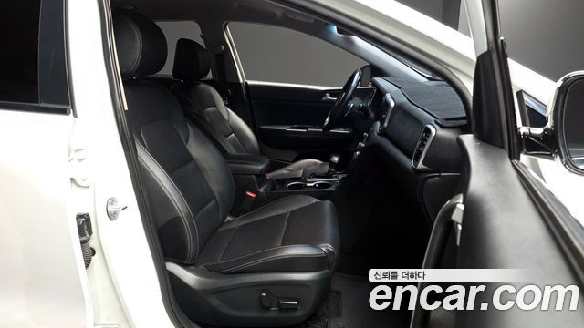 Kia Sportage 2019 — photo 11