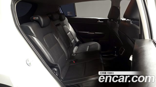 Kia Sportage 2019 — photo 12