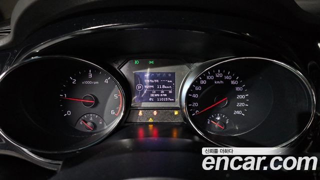 Kia Canival 2016 — photo 8