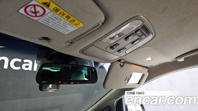 Kia Canival 2016 — photo 19