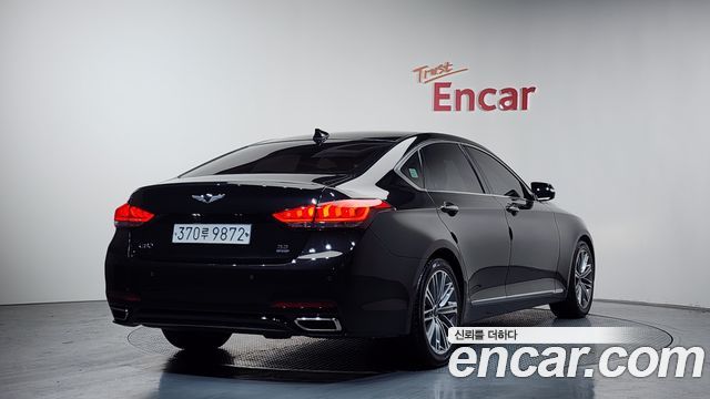 Genesis G80 2018 — photo 2