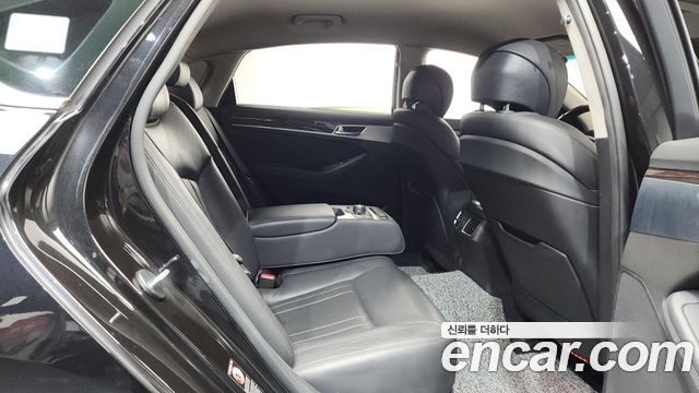 Genesis G80 2018 — photo 12