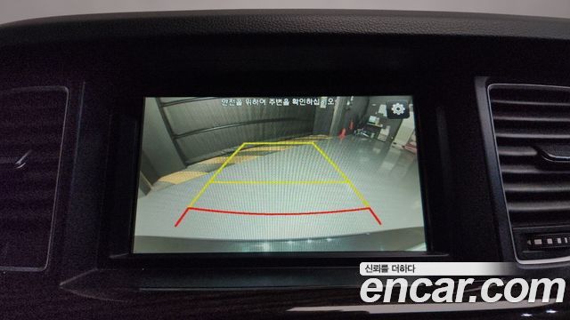 Genesis G80 2018 — photo 17