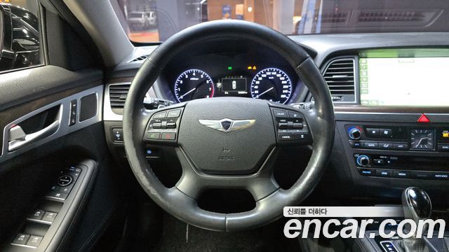 Hyundai Genesis 2016 — photo 13