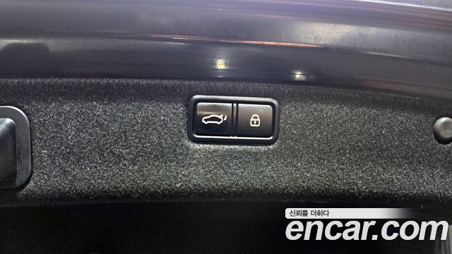 Hyundai Genesis 2016 — photo 20