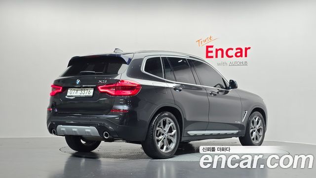 BMW X3 2018 — photo 2