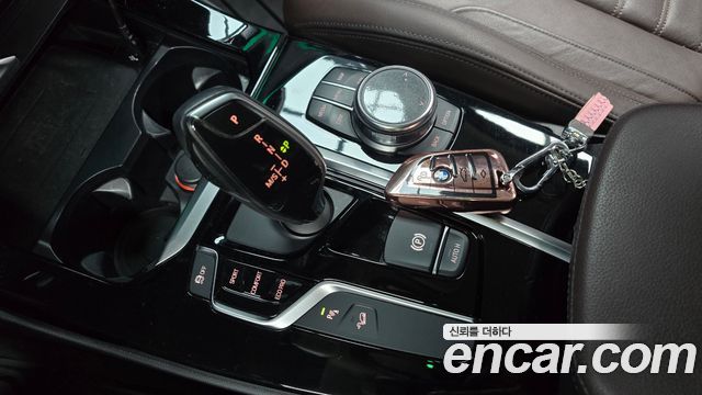 BMW X3 2018 — photo 9
